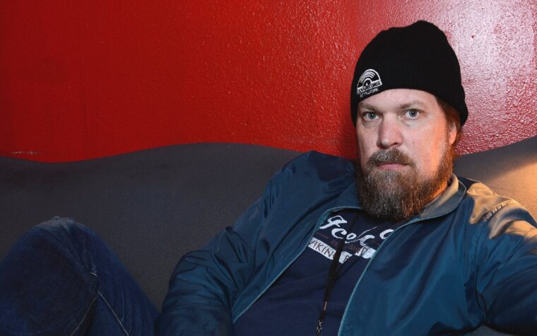 John Grant annonce une tournée en 2025 au Royaume-Uni et en Irlande