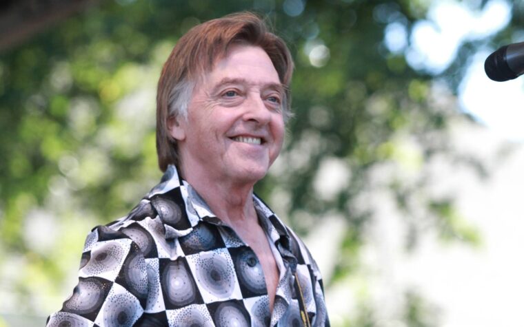 Le guitariste de Badfinger Joey Molland meurt de 77 ans