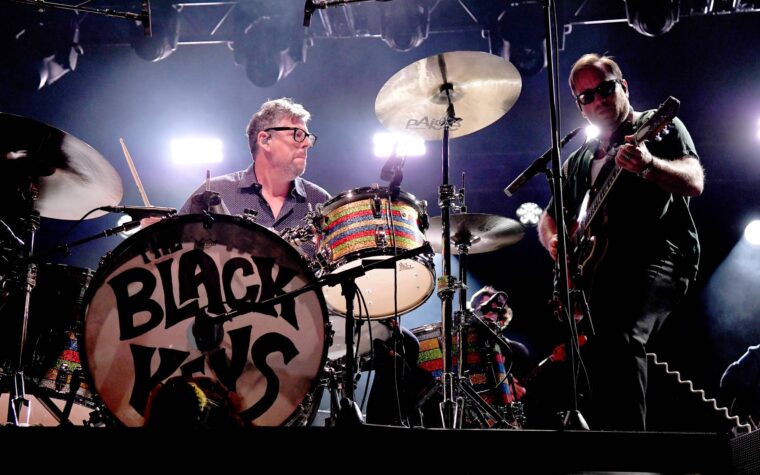 Les Black Keys annoncent la deuxième étape nord-américaine de la tournée «No Rain, No Flowers»: «Les nouveaux spectacles ont fleuri!»
