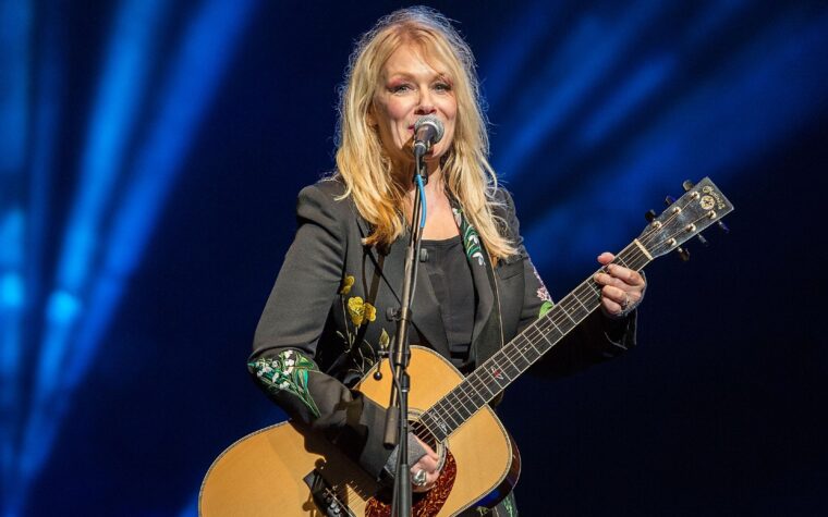 Nancy Wilson de Heart dit que c'est "embarrassant" d'être un Américain maintenant