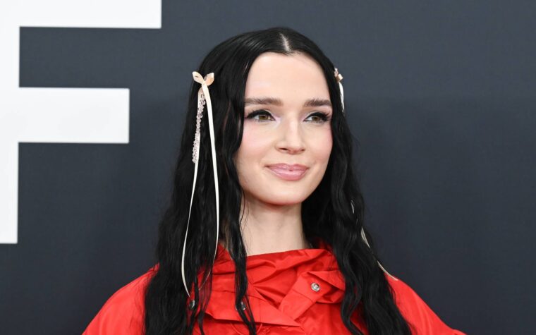 Poppy annonce un émission de tournée mondiale du Stree