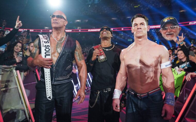 Regardez Travis Scott jouer un rôle dans Dwayne Johnson et le choc de John Cena se terminant à la «Chambre d'élimination» de la WWE