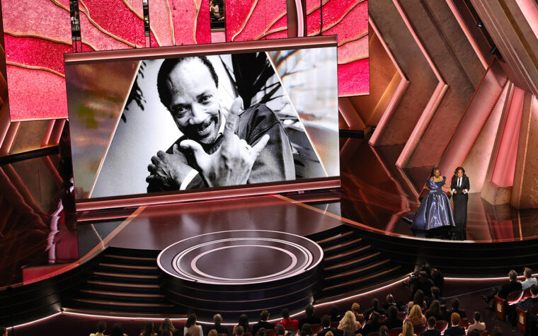 Regardez l'hommage des Oscars 2025 à Quincy Jones par Queen Latifah, Whoopi Goldberg et Oprah Winfrey
