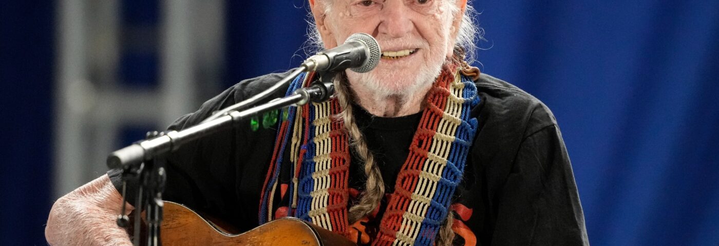Willie Nelson annonce le 154e album «Oh What A Beautiful World»