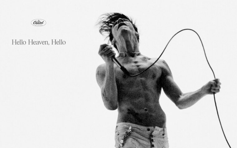 Yungblud partage EPIC "auto-redimensionné" nouveau single 'Hello Heaven, Hello'