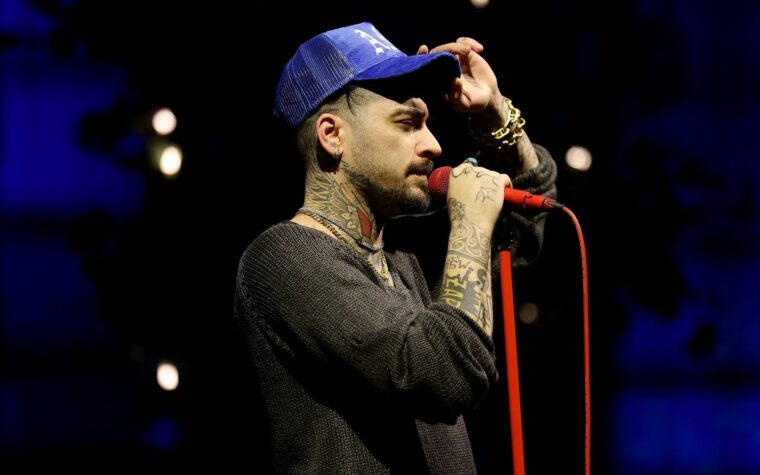 Zayn Malik annule le spectacle du Mexique après avoir réussi "une intoxication alimentaire sévère"