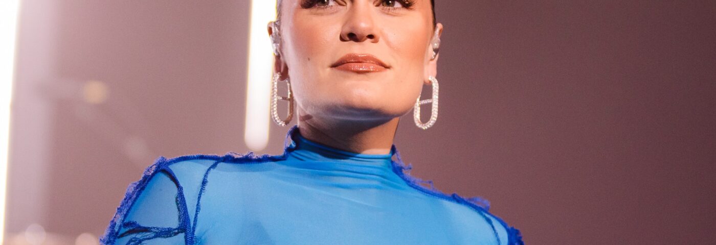 Jessie J annonce le spectacle intime acoustique de Londres