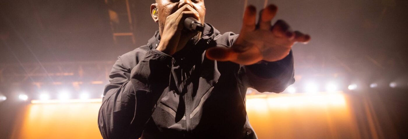 Dizzee Rascal s'est recyclé en tant que plâtrier pendant le verrouillage