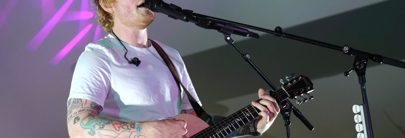 Ed Sheeran ne pense pas qu'il ait le « piquant » pour le spectacle de mi-temps du Super Bowl