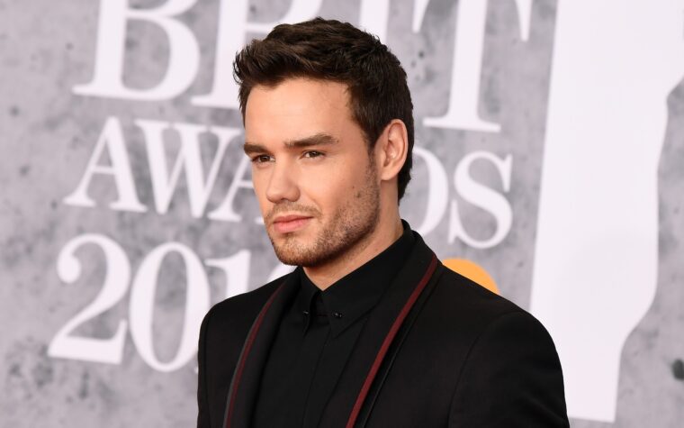 La sœur de Liam Payne stylise un hommage émotionnel six mois après la mort d'un chanteur