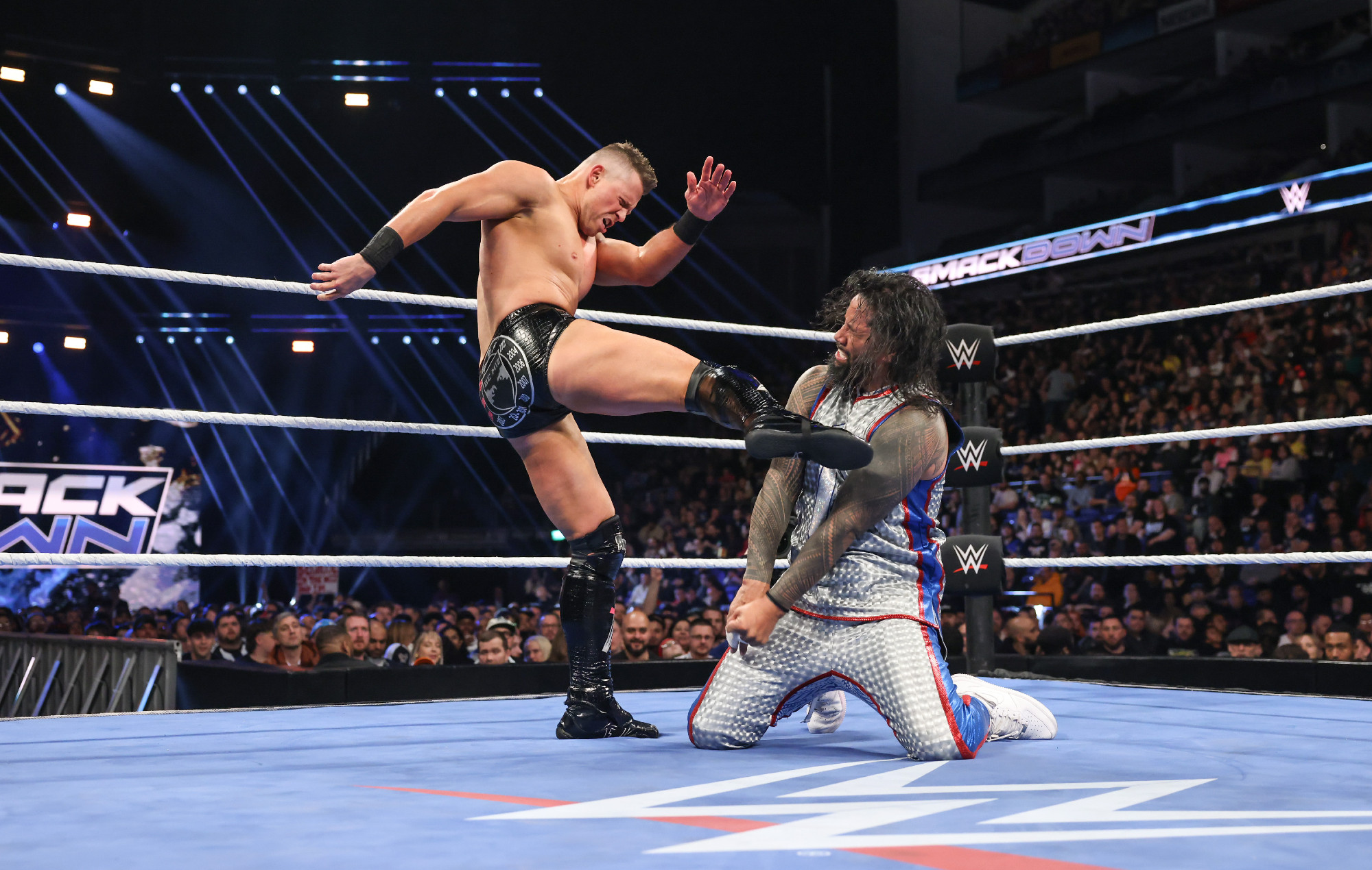 Le Miz contre Jimmy Uso sur l'édition du 28 mars de Smackdown à Londres, en Angleterre. Crédit photo: Eric Johnson / WWE via Getty Images.