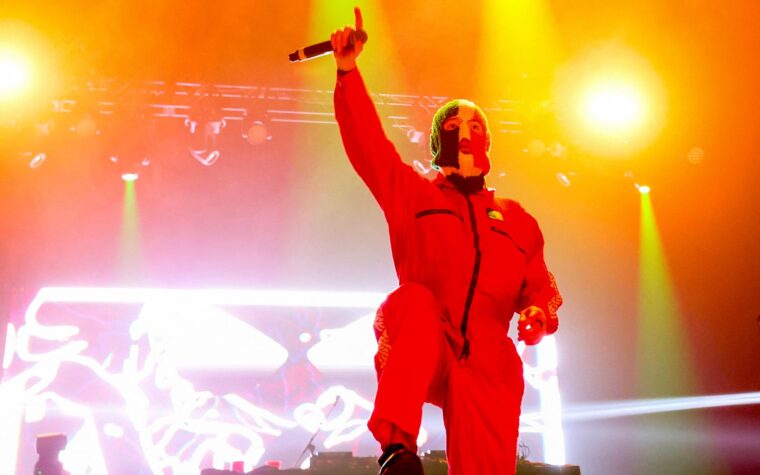 Le ruisseau de la rotule aurait été coupé après un chant anti-thatch menant