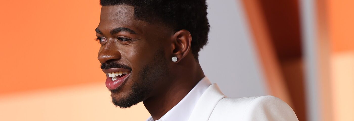 Lil nas x hospitalisé après une paralysie partielle soudaine en face Lil nas x hospitalisé après une paralysie partielle soudaine en face