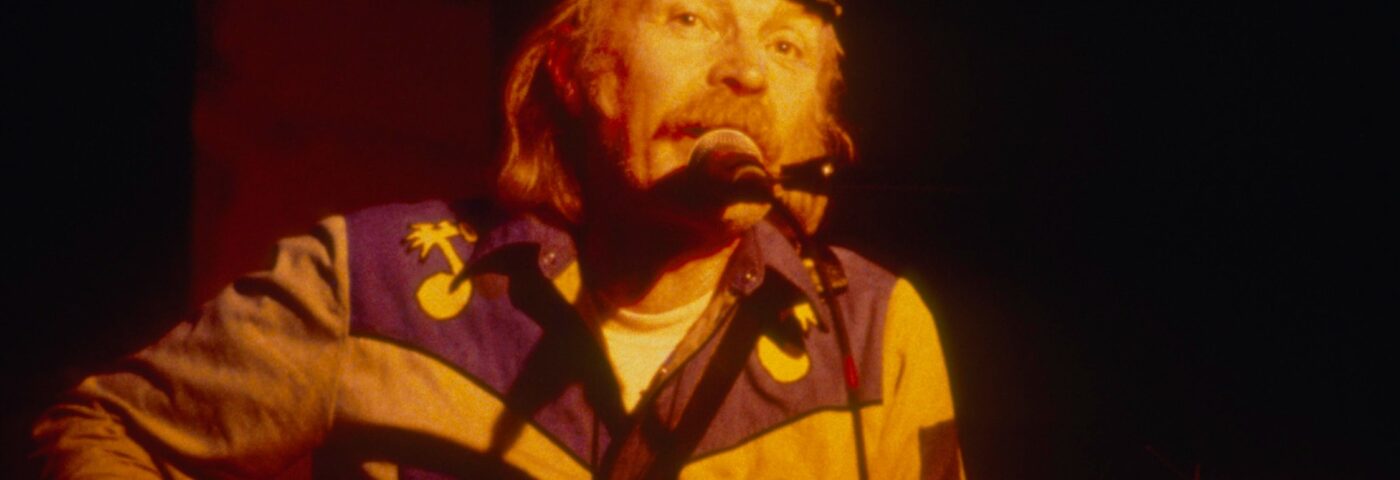 Michael Hurley, pionnier des folkloriques étrangers, est décédé, âgé de 83 ans
