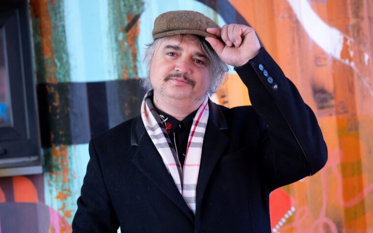 Pete Doherty dit «quelque chose s'est en quelque sorte déplacé en moi» dans un nouveau style de vie