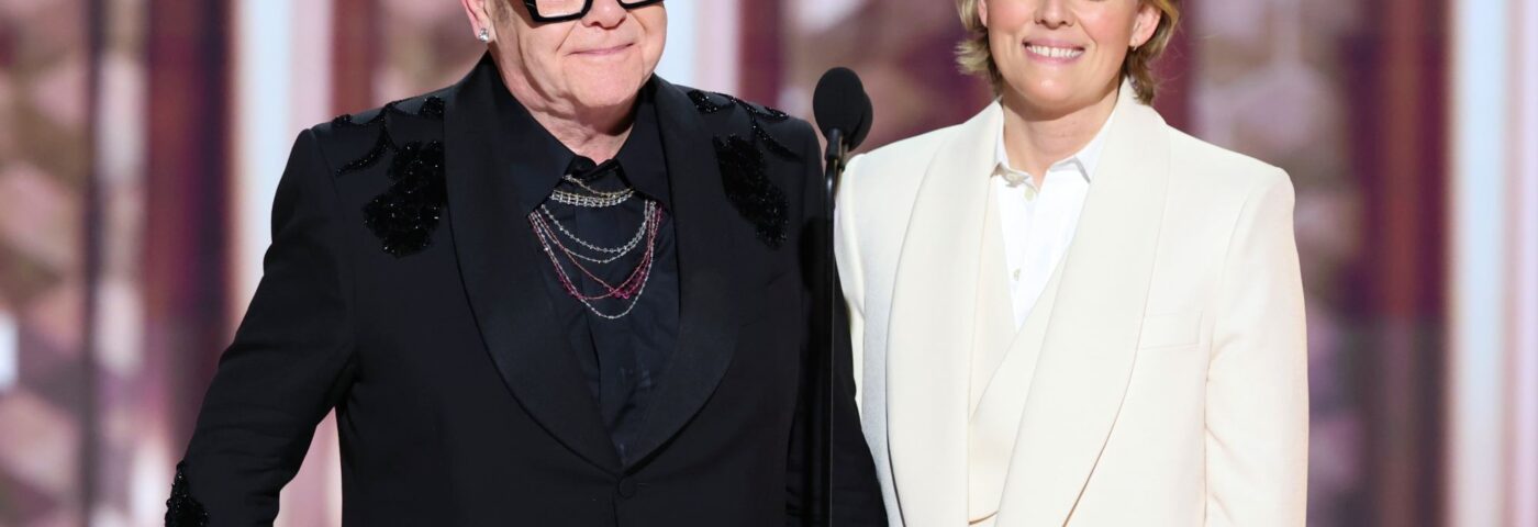 Regardez Elton John et Brandi Carlile interpréter «Little Richard's Bible» et «qui croit aux anges» sur «SNL»