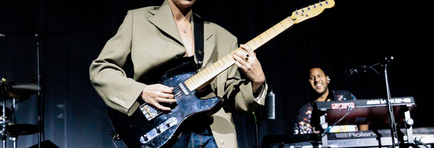 Wolf Alice partage la playlist des influences sur le nouveau matériel en taquine un nouveau single 'Bloom Baby Bloom'