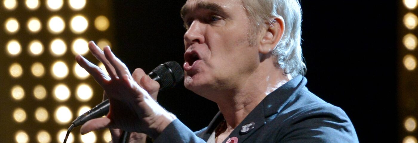 Morrissey reporte les émissions américaines après avoir été hospitalisée pour la maladie