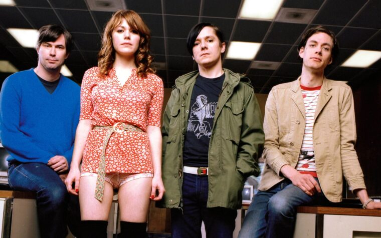 Regardez Rilo Kiley se réunir pour le premier spectacle en 17 ans