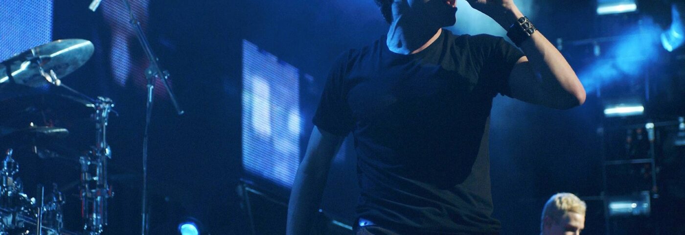 Trapt Lead Singer dit que « Annuler Culture » est à blâmer pour les lieux d'annulation des dates pour leur tournée actuelle