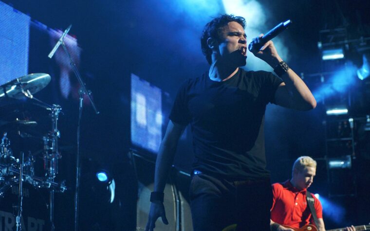 Trapt Lead Singer dit que "Annuler Culture" est à blâmer pour les lieux d'annulation des dates pour leur tournée actuelle