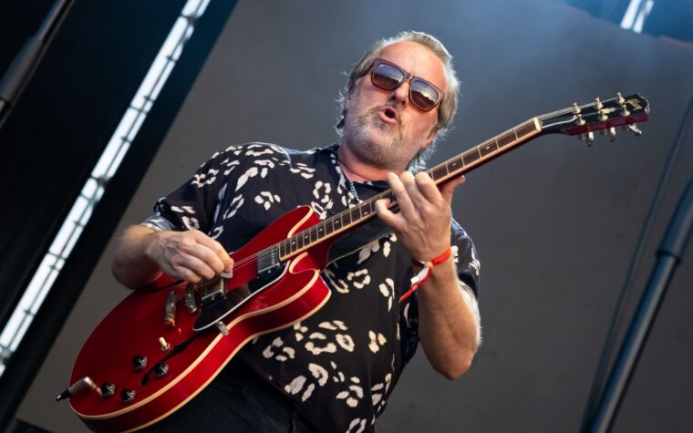 Jimi Goodwin des colombes pour faire ses débuts sur le nouveau projet hip-hop Nightjar au spectacle de Manchester «One Night Only»