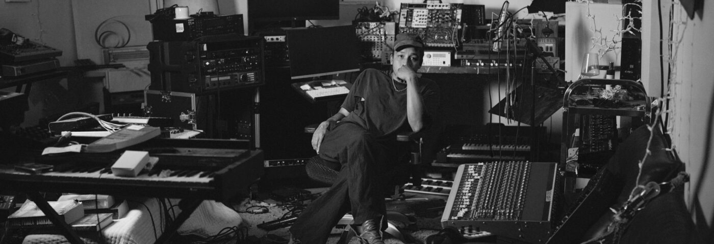 Le retour audacieux et agité repousse les limites de la production et de la pop