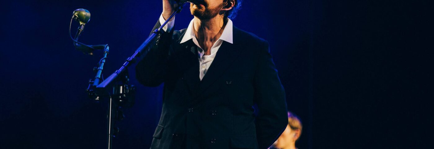 Hozier s'exprime pour l'action de la Palestine, la rabate, la liberté d'expression et l'égalité pendant la lecture de la tête de la lecture 2025