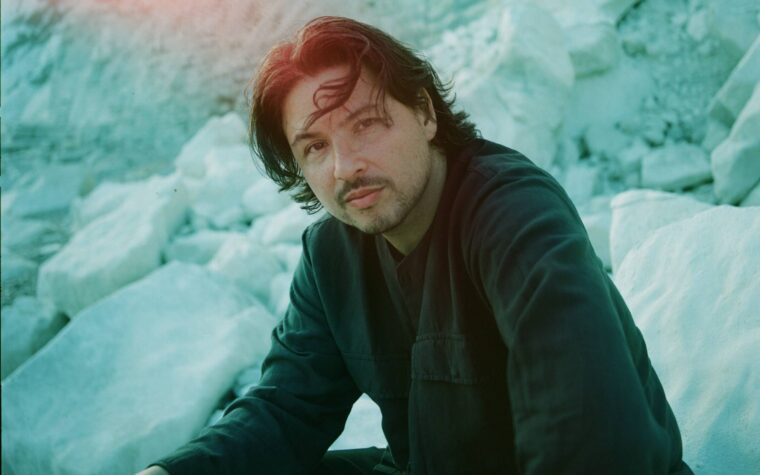 Jamie Woon annonce un nouvel album '3, 10, pourquoi, quand' avec deux nouveaux singles