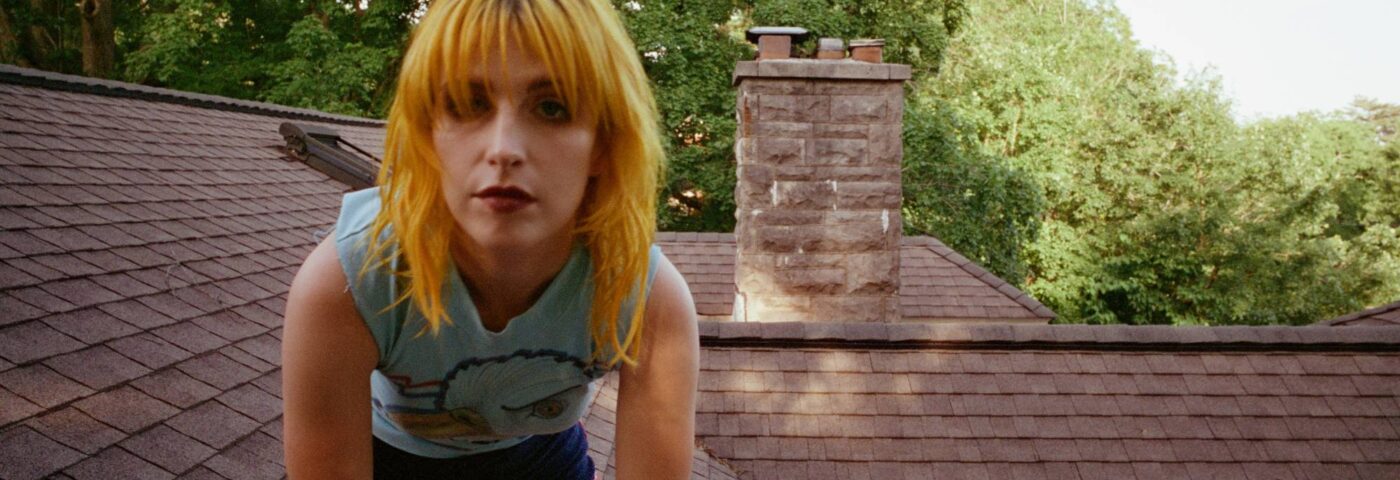 Hayley Williams publie officiellement un nouvel album «Ego Death at A Bachelorette Party» et partage un nouveau morceau pensif «Parachute» Hayley Williams publie officiellement un nouvel album «Ego Death at A Bachelorette Party» et partage un nouveau morceau pensif «Parachute»