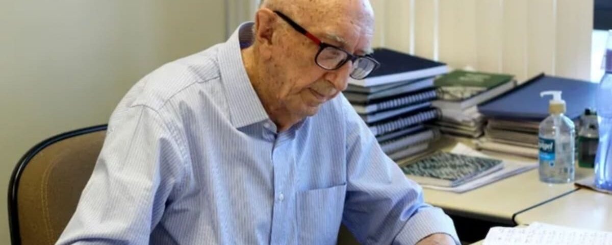À 100 ans ce Brésilien détient le record du monde de la plus longue carrière dans la même entreprise