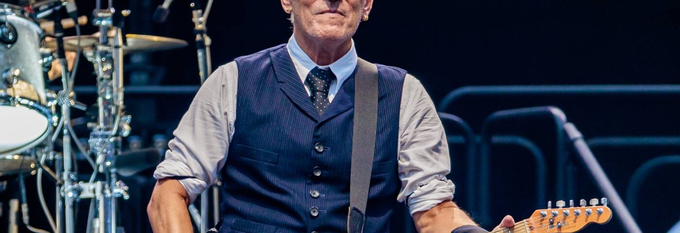 Bruce Springsteen partage 'Born to Run' Outting 'Lonely Night in the Park'