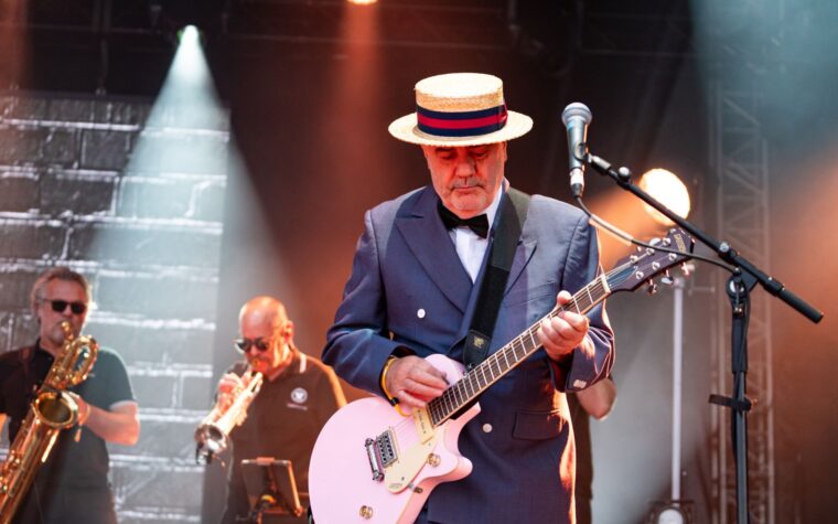 Chris Foreman, guitariste de Madness, révèle qu'il a un diagnostic de cancer du sang incurable