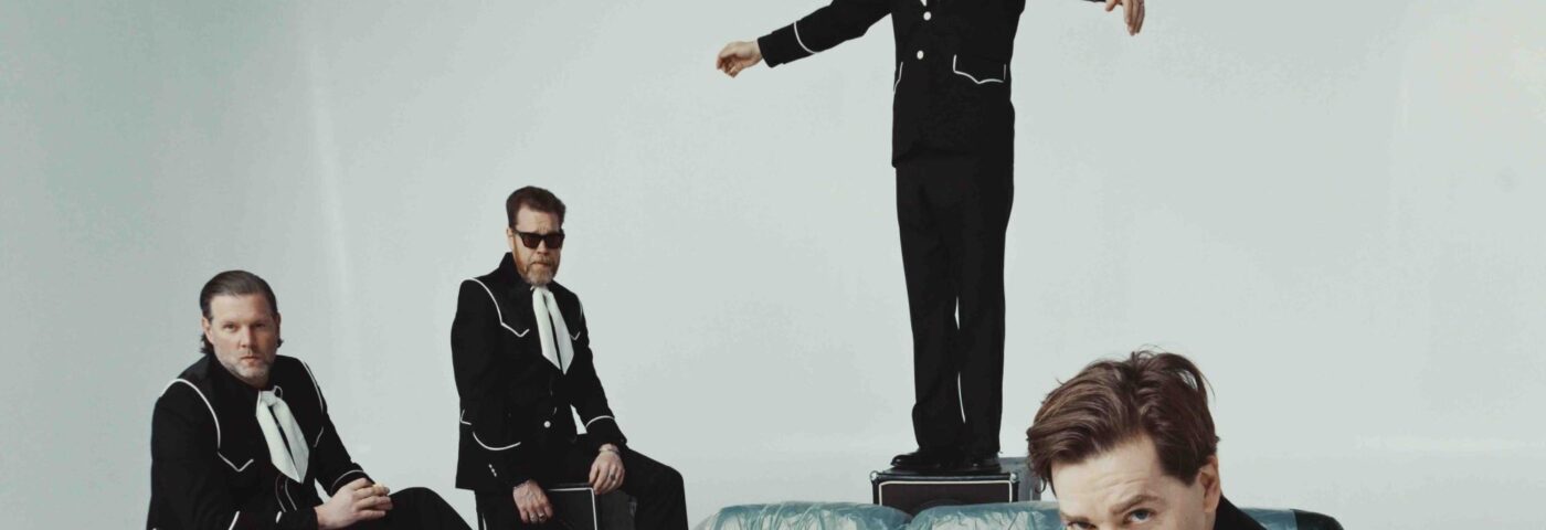 Écoutez le nouveau single de célébration des ruches 'The Hives Forever the Rives'
