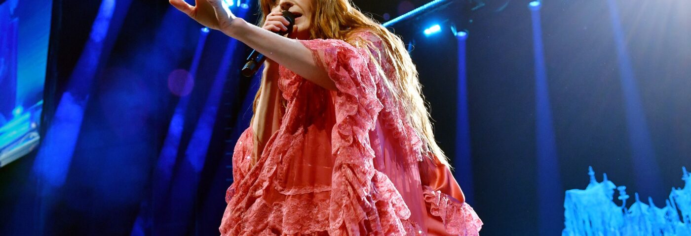 Florence + Le signal de la machine revient dans une nouvelle vidéo teaser Florence + Le signal de la machine revient dans une nouvelle vidéo teaser