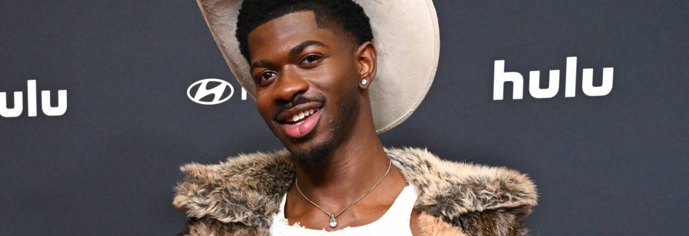 Lil Nas X a hospitalisé pour une éventuelle surdose après avoir accusé des policiers à Los Angeles