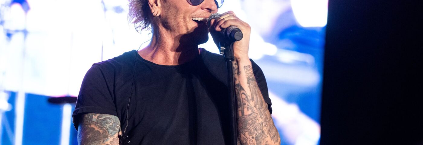 Matt Sorum « heureux de signaler qu'il y a de l'espoir dans le monde du rock n roll » après avoir vu et rencontré Yungblud