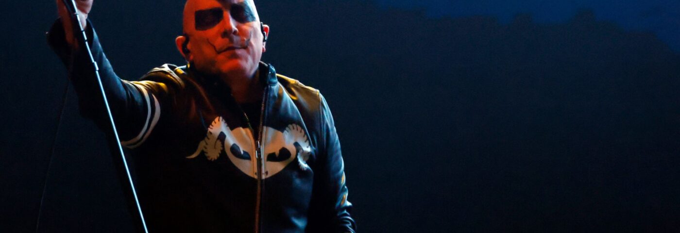 Maynard James Keenan et Adam Jones de l'outil partagent la mise à jour sur de nouveaux documents