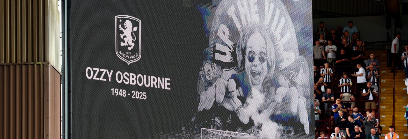Regardez Aston Villa rendre hommage à Ozzy Osbourne lors de leur premier match de Premier League
