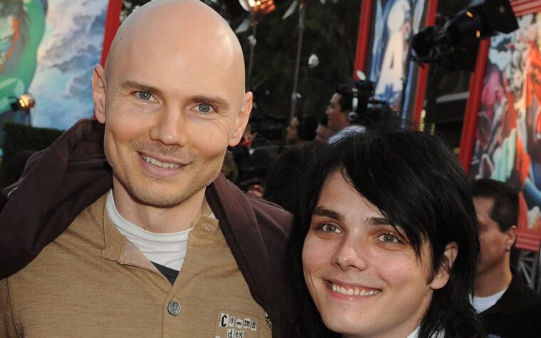 Regardez ma romance chimique faire ressortir le Smashing Pumpkins `` Billy Corgan pour 'Bullet with Butterfly Wings' '
