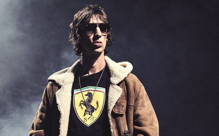 Richard Ashcroft partage le titre du prochain album 'Lovin' You '