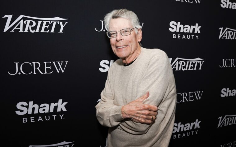 Stephen King choisit Bob Dylan pour la liste de lecture de Reddit "mais pas Black Sabbath, je ne les ai jamais aimés"