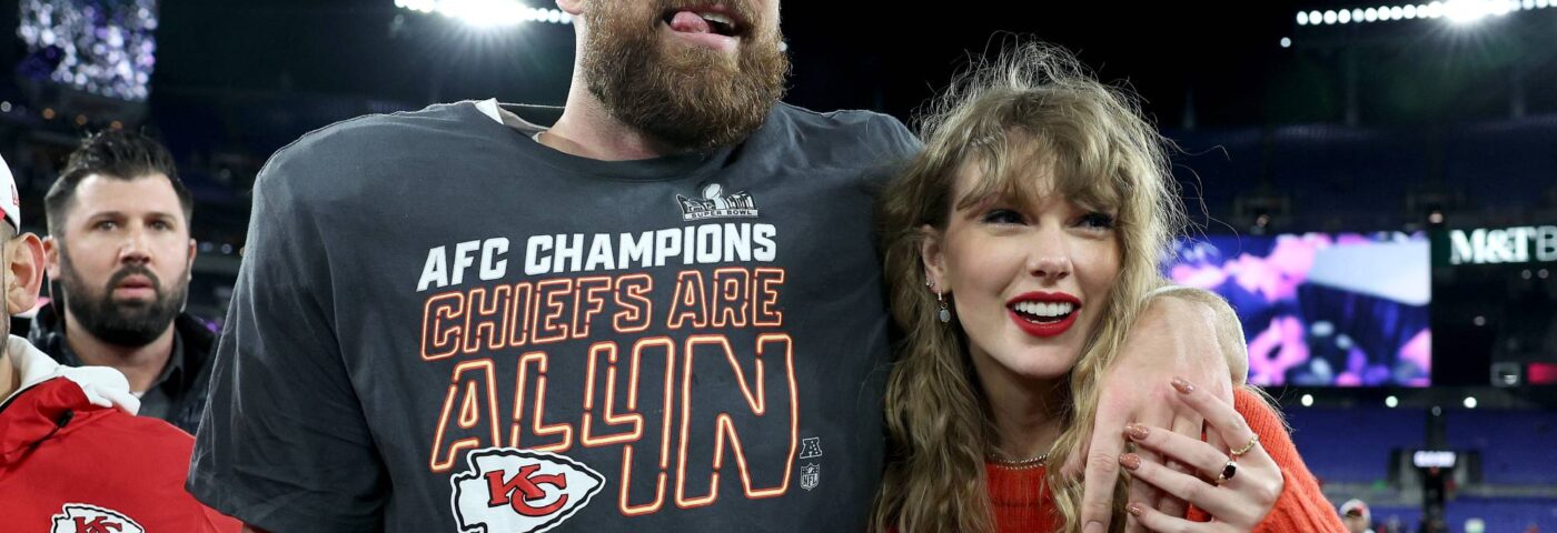 Taylor Swift annonce-t-elle son nouvel album sur le podcast de Travis Kelce cette semaine? Les fans spéculent