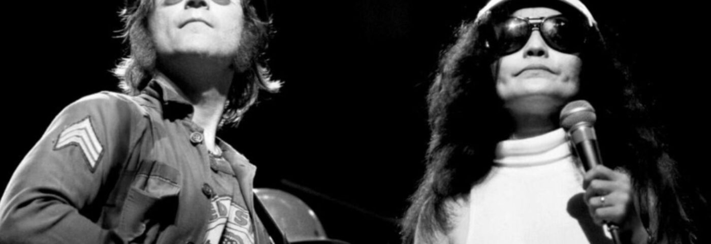 Une vidéo inédite et nouvellement restaurée de John Lennon et du Karma instantané de Yoko Ono! (Nous brillons tous) 'a été publié