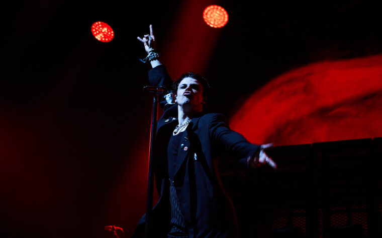 Yungblud annonce l'ouverture de son propre lieu de Londres, «magnifiquement romancé accidentellement traumatisé»