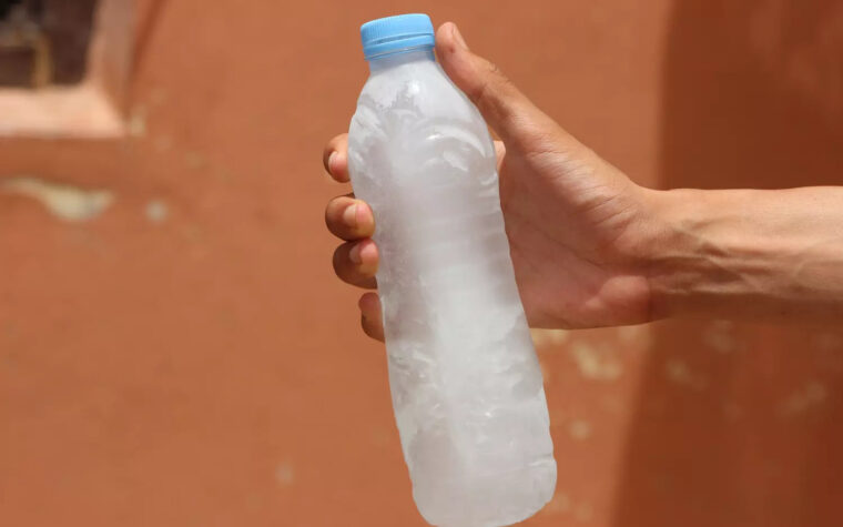 bouteille d’eau pour rafraîchir sa maison
