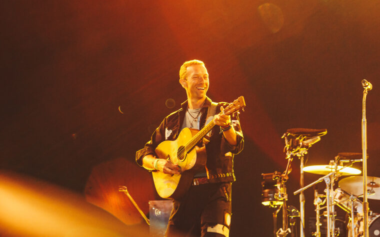 Chris Martin « a besoin de laisser aller l'impression d'avoir besoin de » Coldplay: « J'y arrive »
