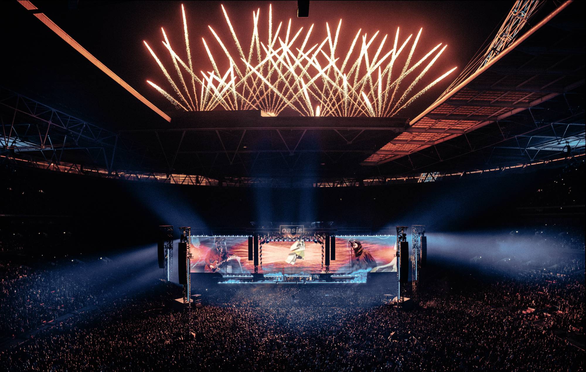 La dernière nuit d'Oasis au Wembley Stadium. Crédit: enregistrements Big Brother