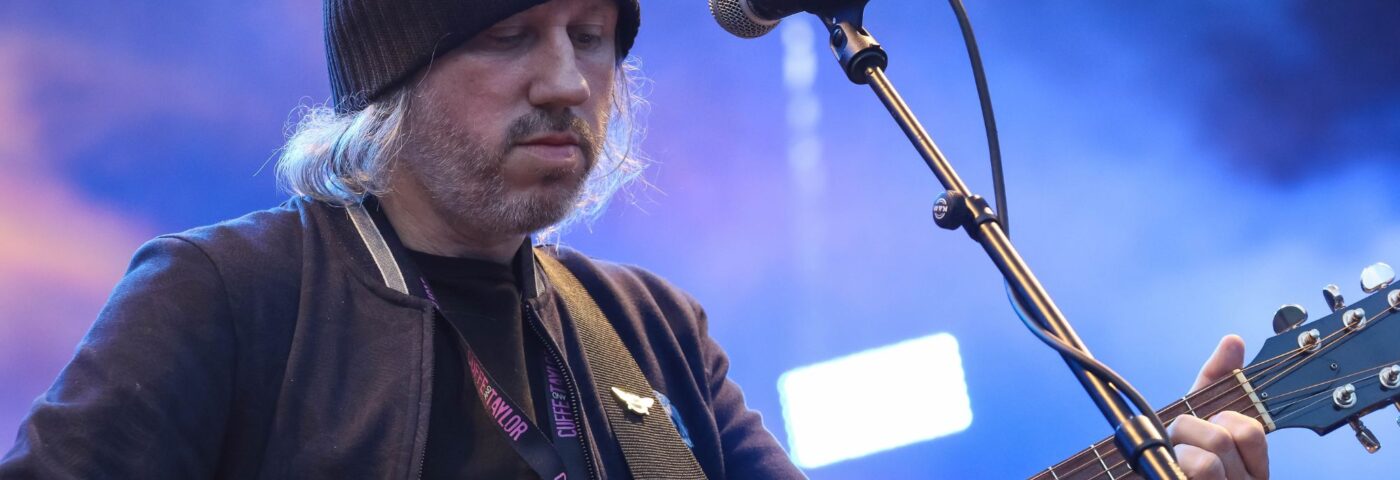 Bodly Drawn Boy annonce la dernière étape britannique du premier album «  The Hour of BewilderBeast '' 25th Anniversary Tour