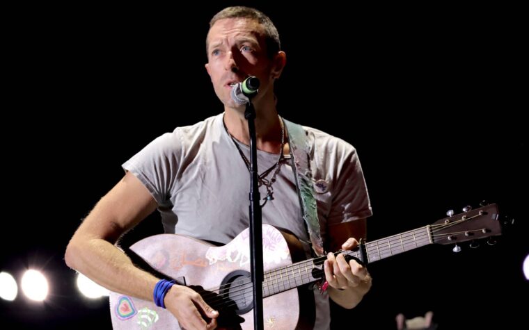 Coldplay demande aux fans de «envoyer l'amour» à la famille de Charlie Kirk au concert de Wembley
